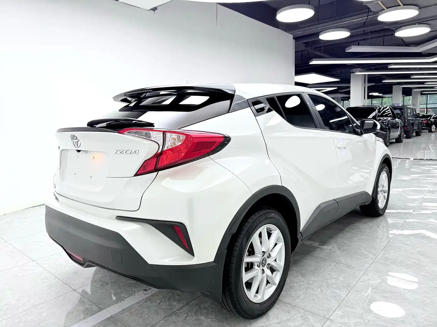 Toyota IZOA 2020 2.0L Yi Dong Edition фото 6