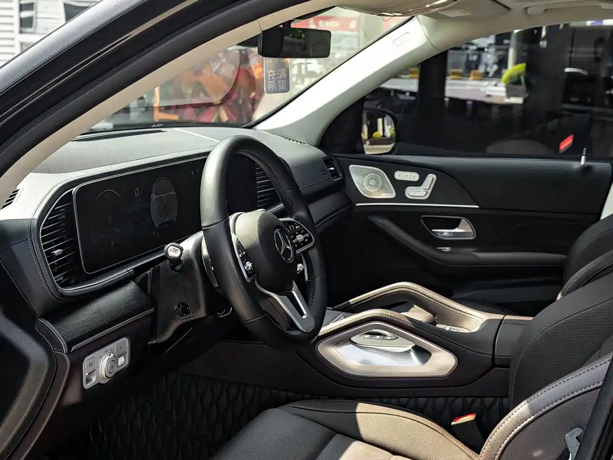 Mercedes-Benz GLE 2021 GLE 450 4MATIC Luxury фото 5