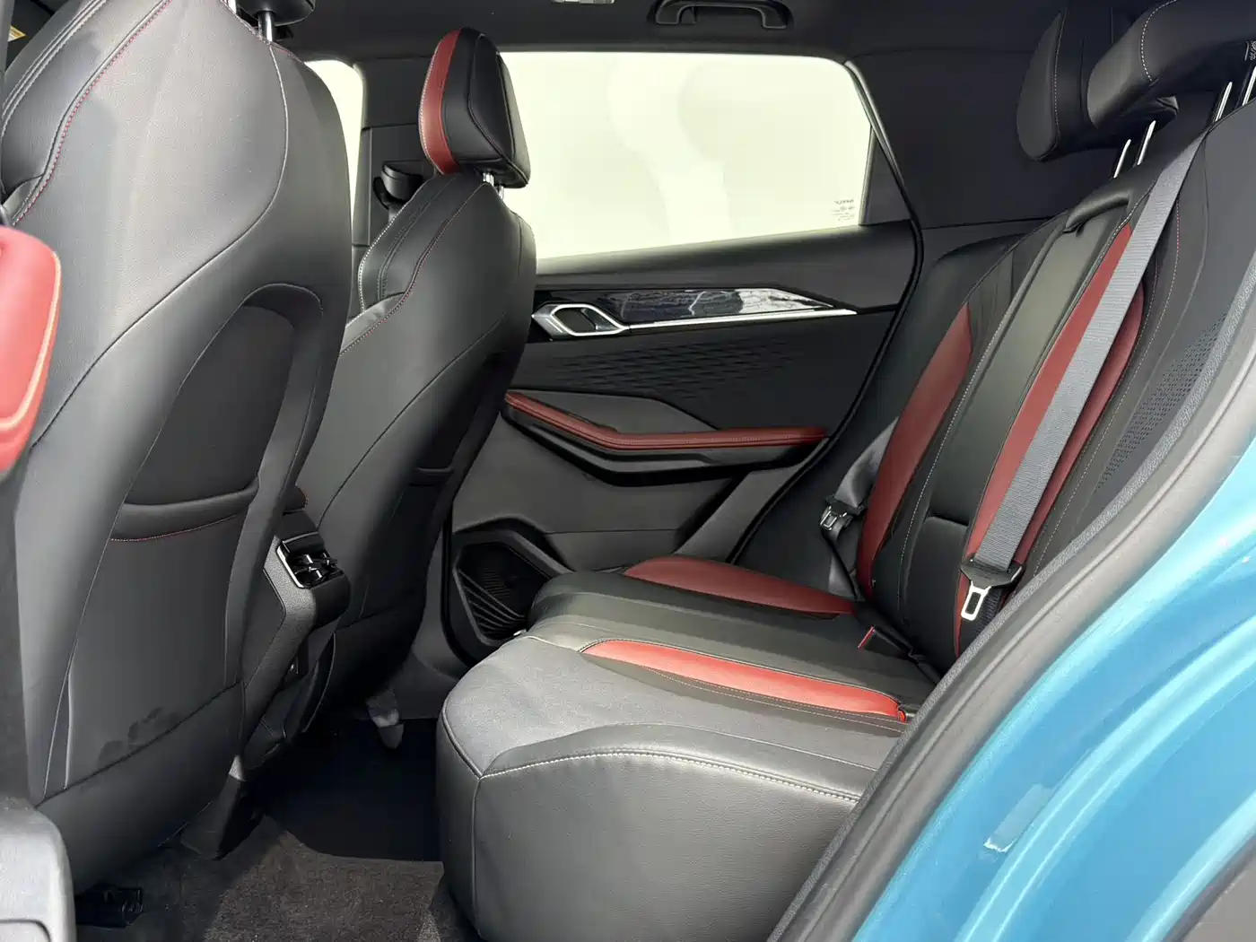 GEELY AUTOMOBILE BINYUE