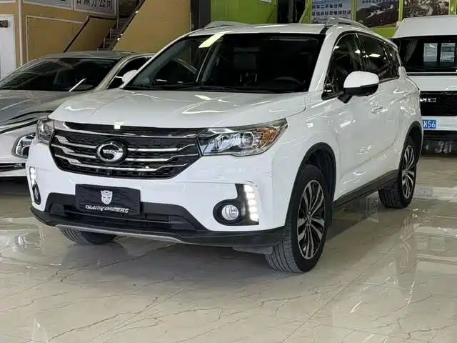 GAC Trumpchi Trumpchi GS4 2017 235T Automatic 2WD Luxury Smart Connected Edition
