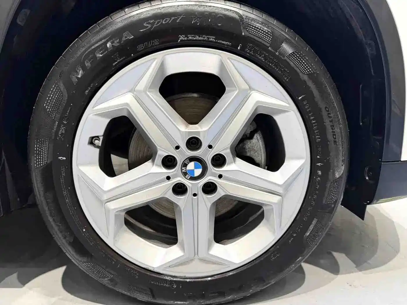 BMW X1 2023 sDrive20Li X Design Package фото 14