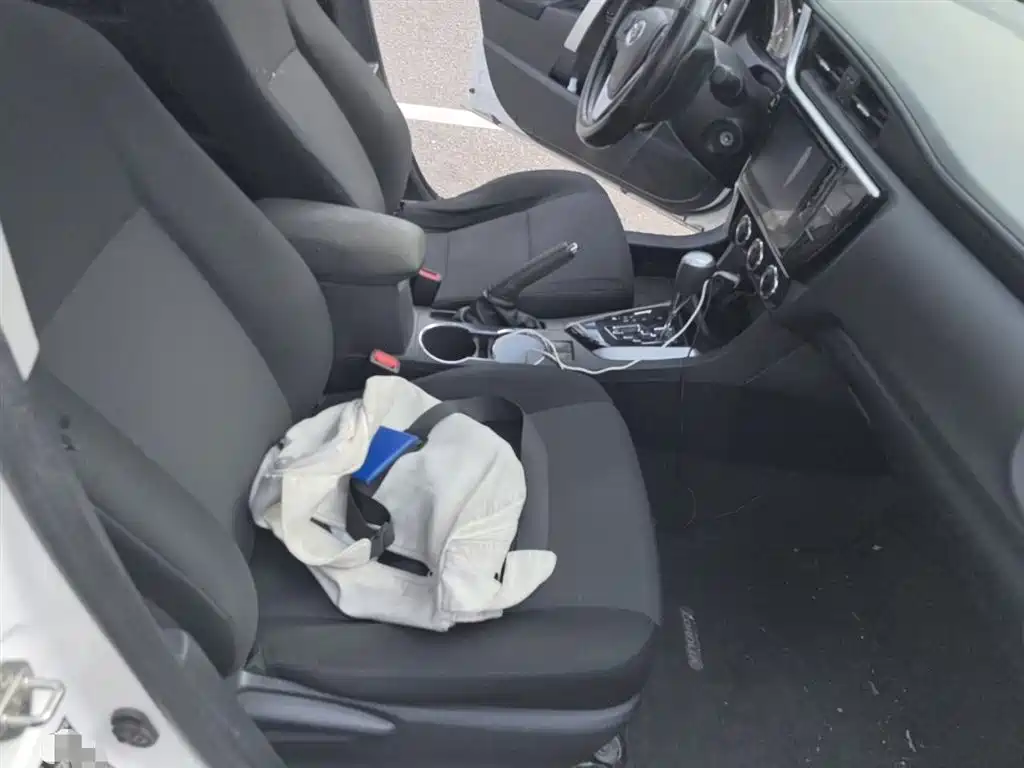 Toyota Corolla 2017 Facelift 1.2T S-CVT GL-i фото 22