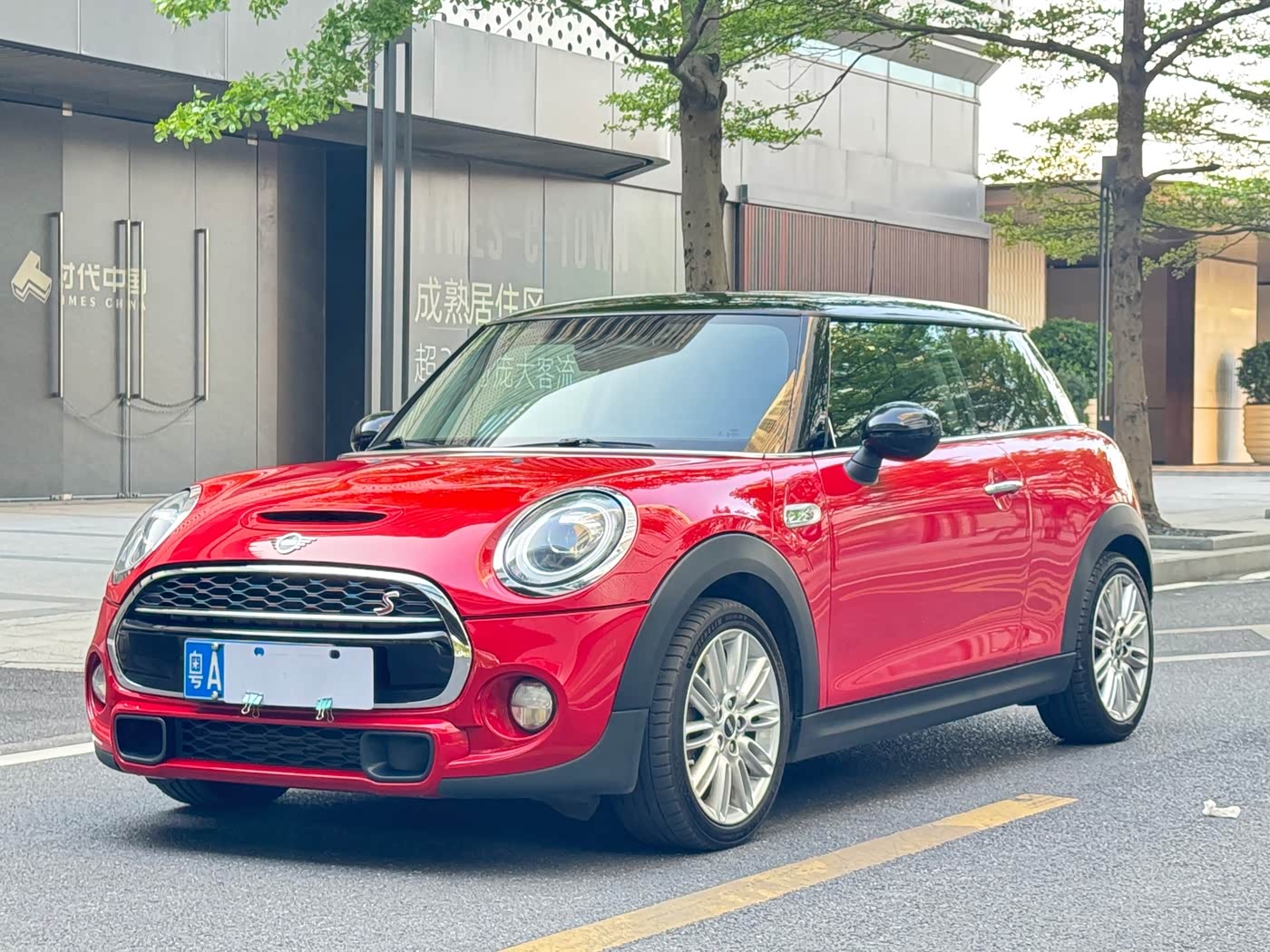 MINI MINI