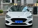 Фото 2 - Ford Focus