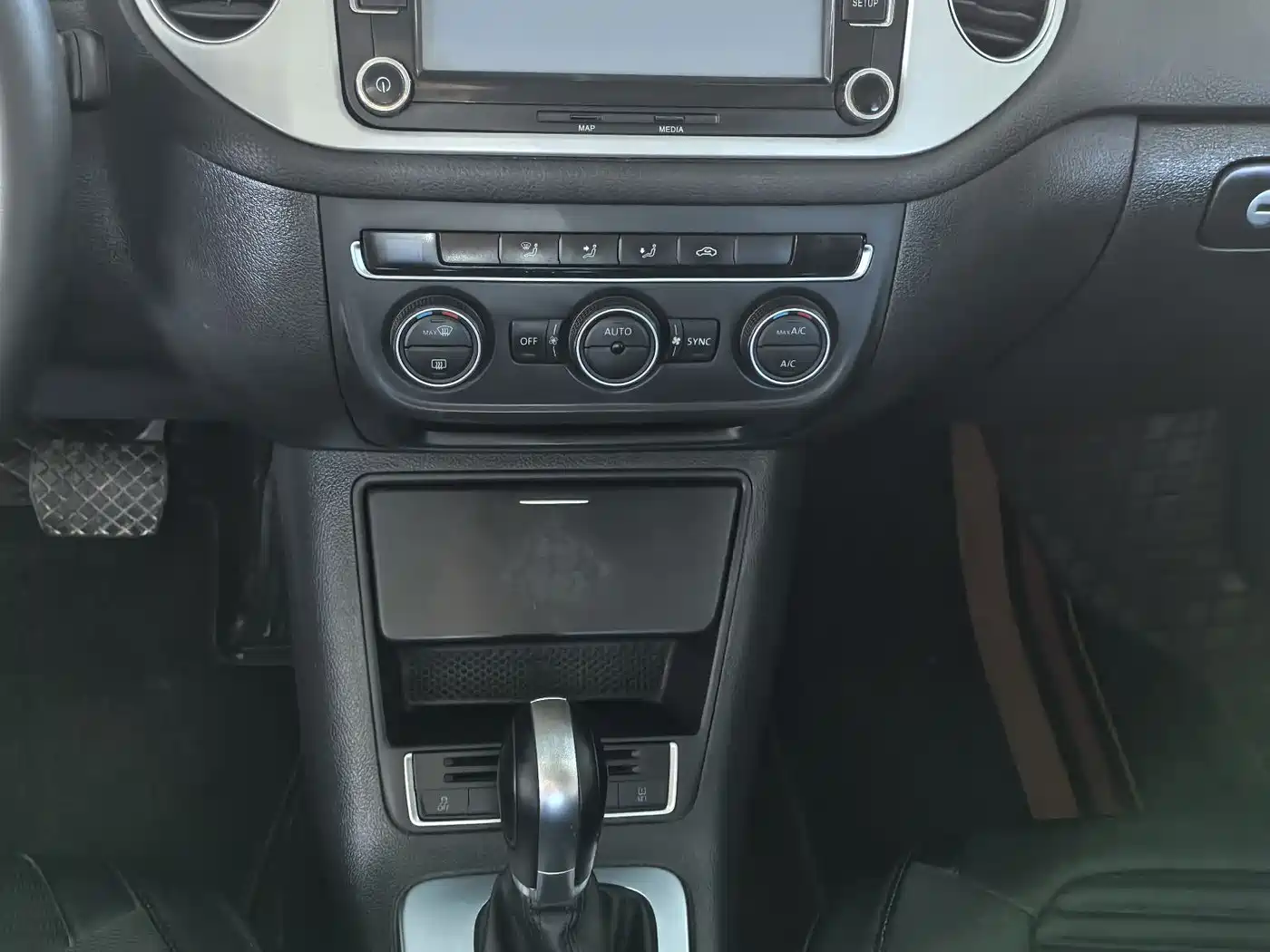 Volkswagen Tiguan 2015 1.8TSI Automatic 2WD Comfortline фото 9