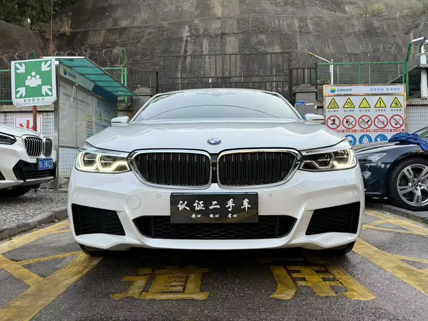 BMW 6 Series GT 2020 630i M Sport Package фото 4