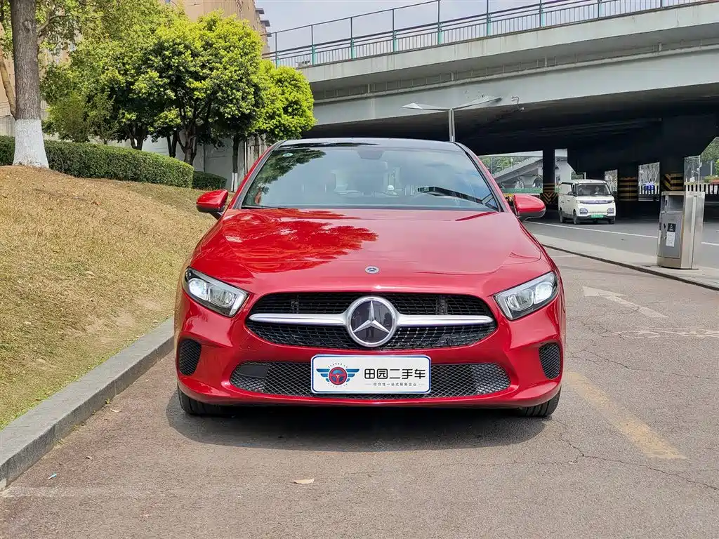 MERCEDES-BENZ A CLASS