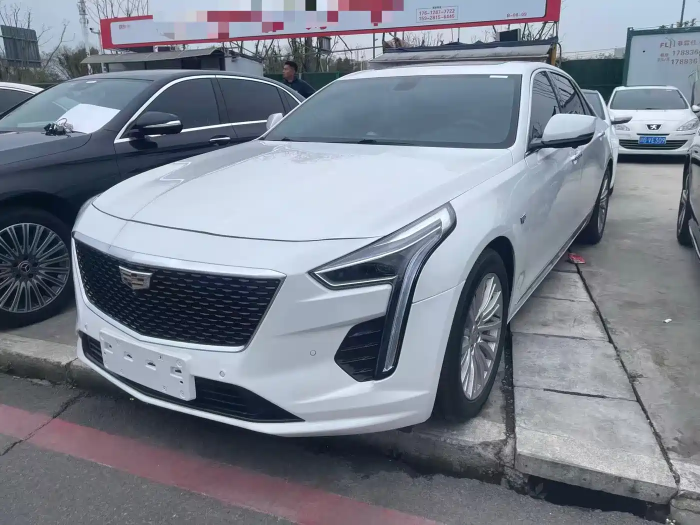 CADILLAC CT6