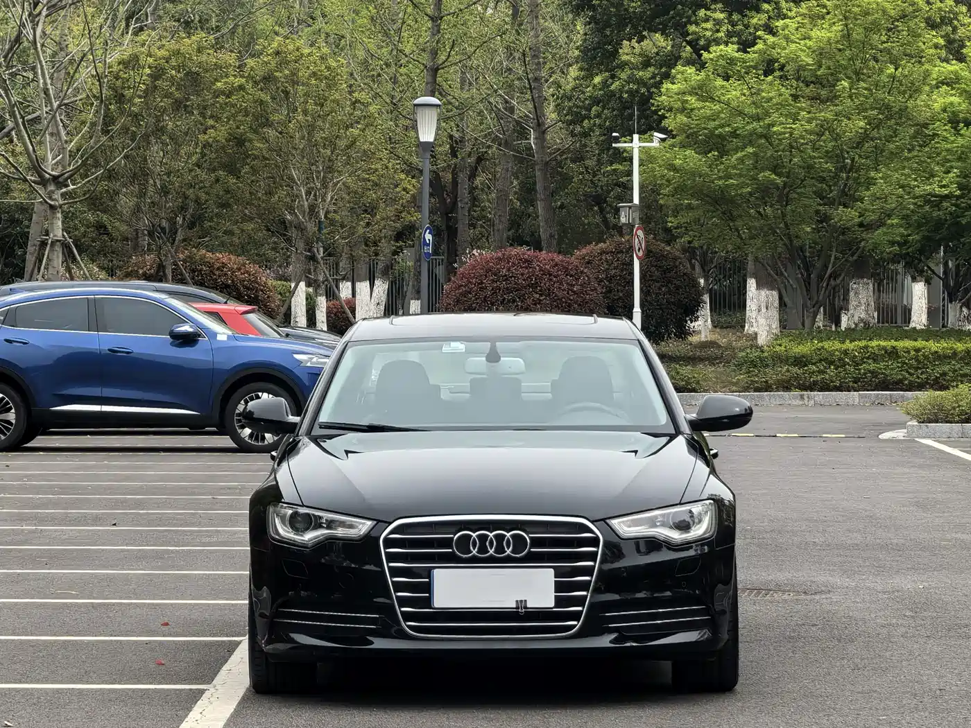 Audi A6L 2014 30 FSI Comfort фото 2