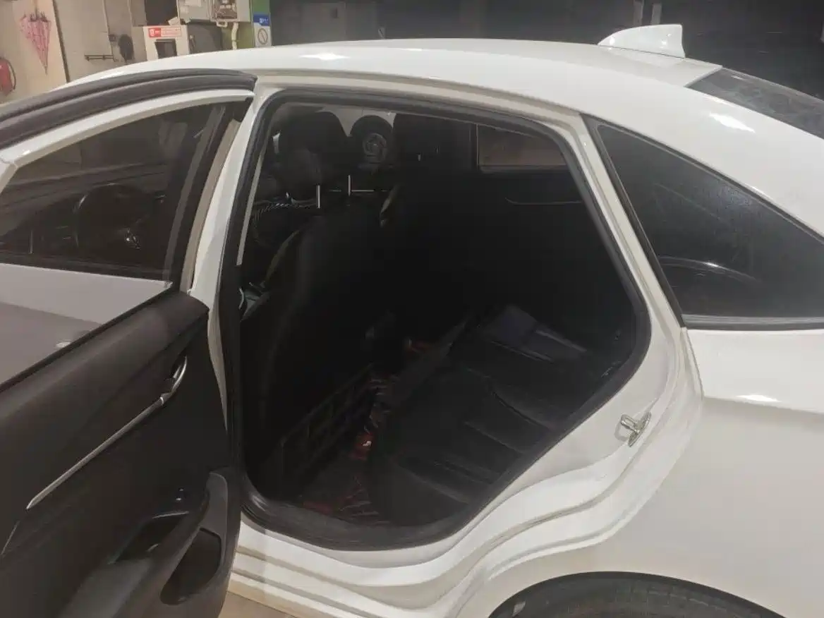 Фото 4 - Buick Excelle