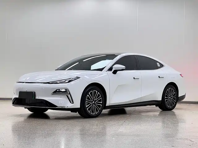 GEELY GALAXY GALAXY SPARKLE 8