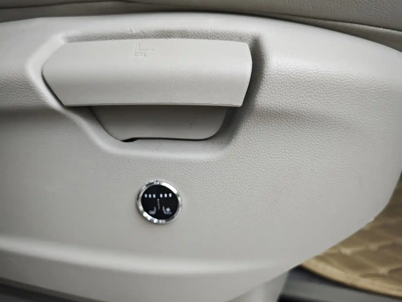 Buick GL8 2023 ES Landmaster Comfort фото 8