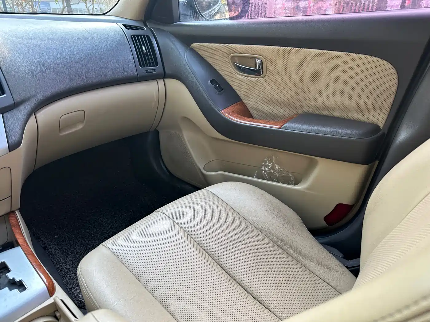 Hyundai Elantra 2010 1.6L AT GLS фото 9