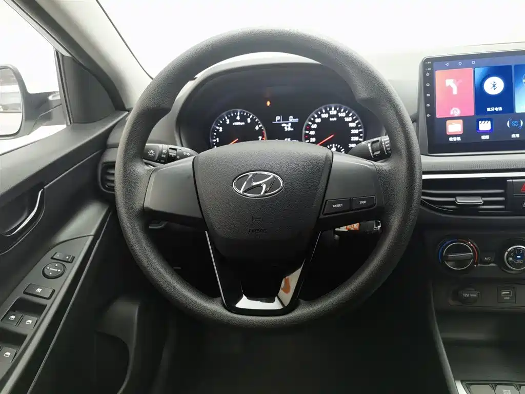 HYUNDAI YUEDONG