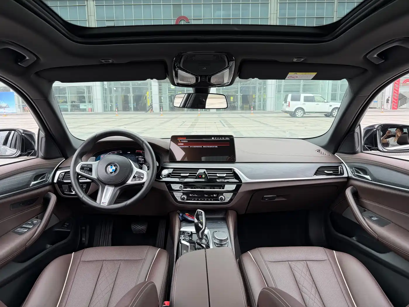 BMW 5 Series 2021 530Li xDrive M Sport Package фото 9