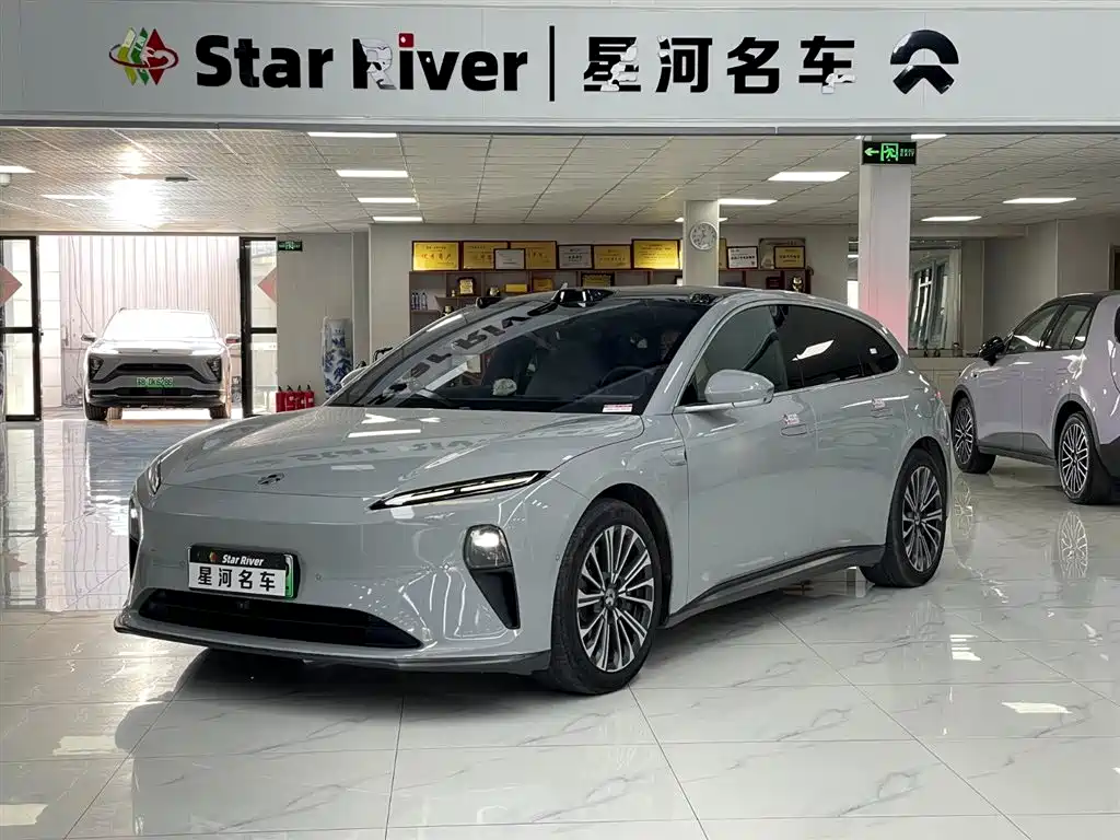 NIO ET5T 2024