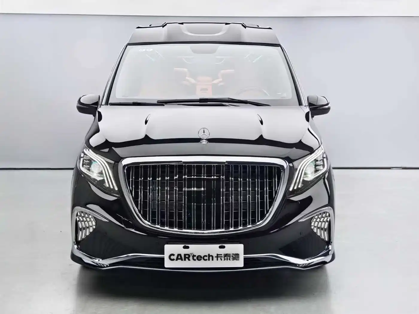 Mercedes-Benz Vito 2024 2.0T Business 7-Seater фото 2