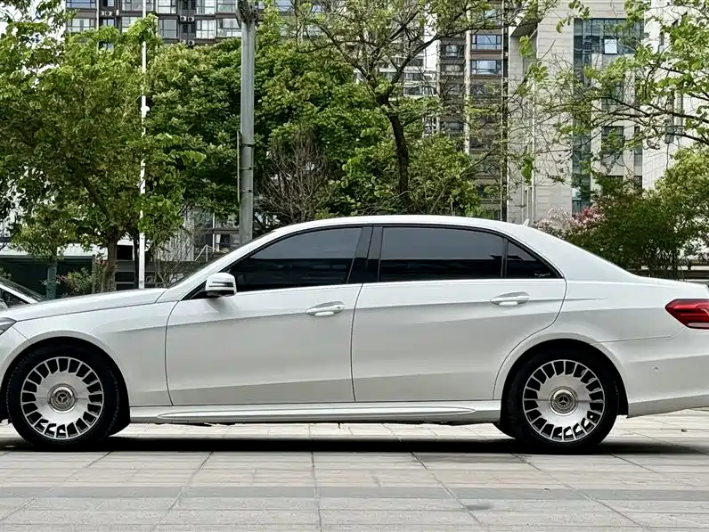 Mercedes-Benz E-Class 2015 E 260 L Sport фото 6