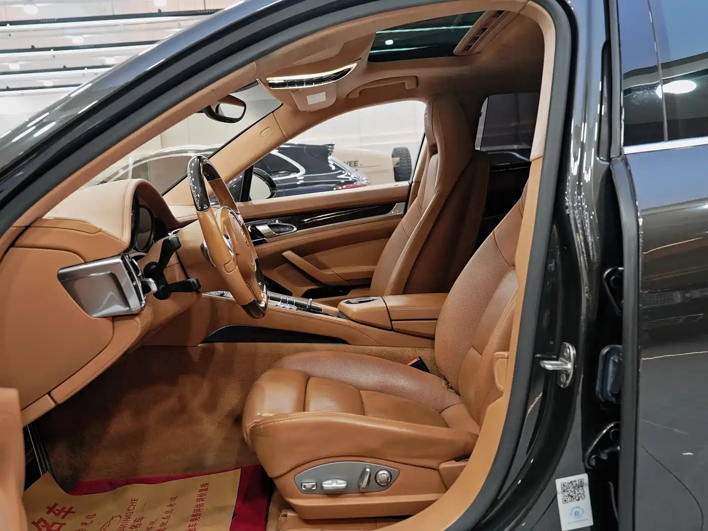 Porsche Panamera 2014 Panamera Turbo Executive 4.8T фото 16