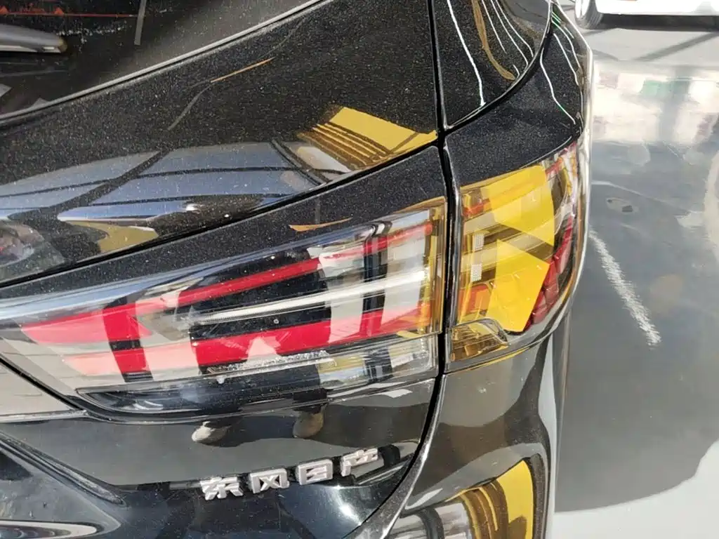 Nissan Qashqai 2024 2025 Honor 2.0L CVT XV+ Leading Edition