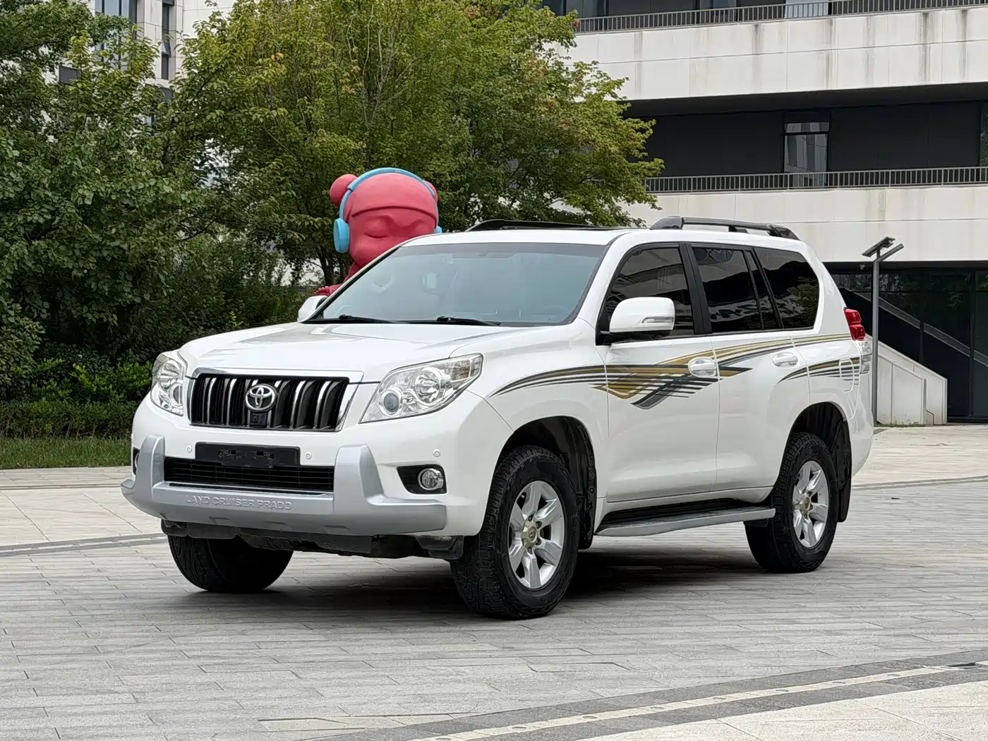 Фото 1 - Toyota Prado