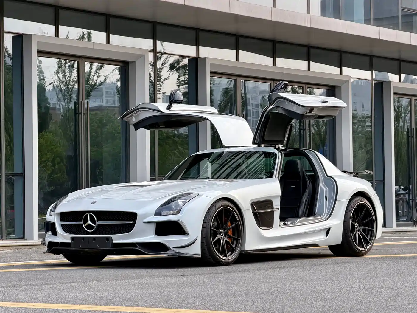 Mercedes-Benz SLS AMG 2011 SLS AMG