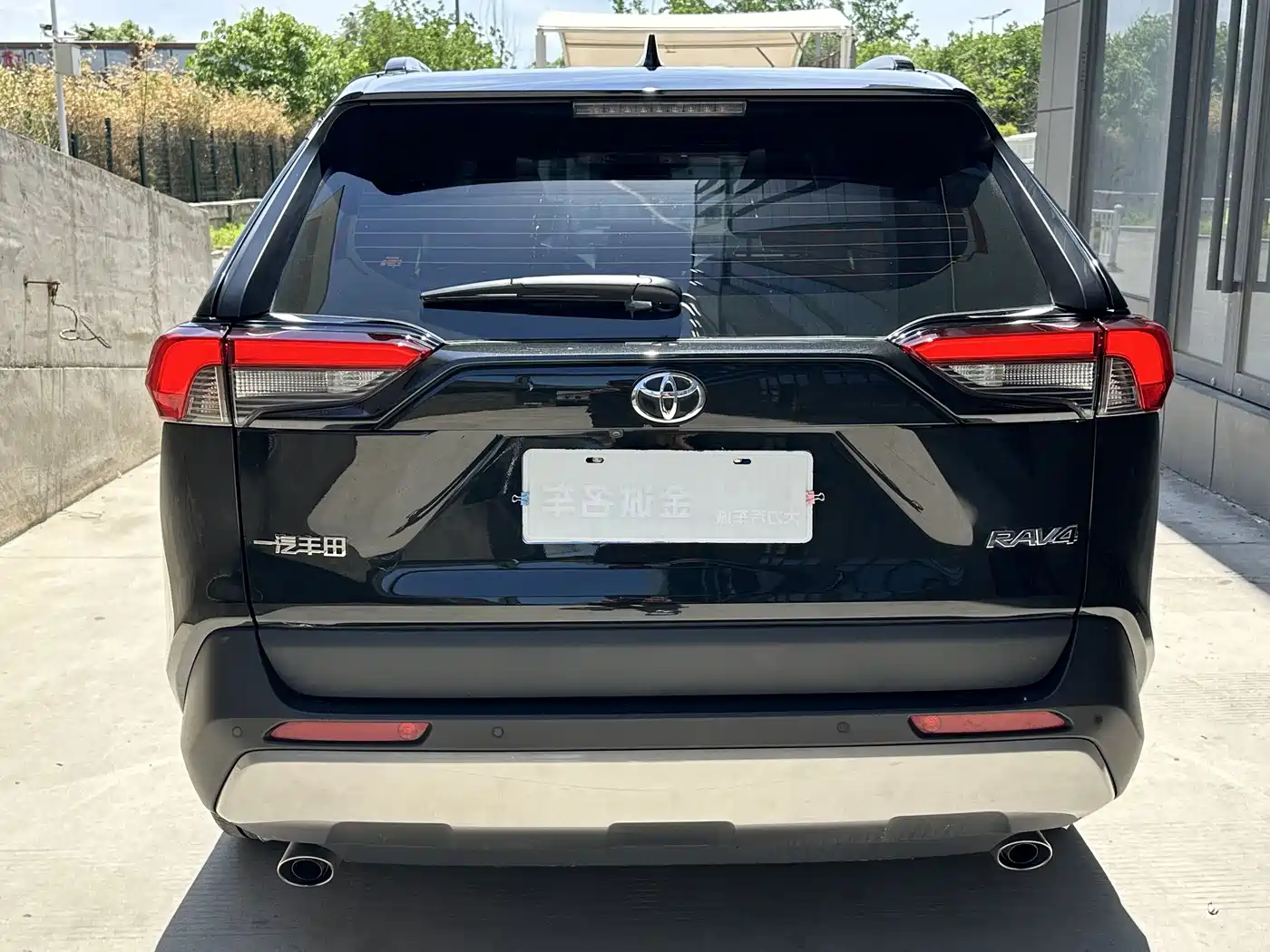 Toyota RAV4 Rongfang 2023 2.0L CVT FWD Style Plus Edition фото 14