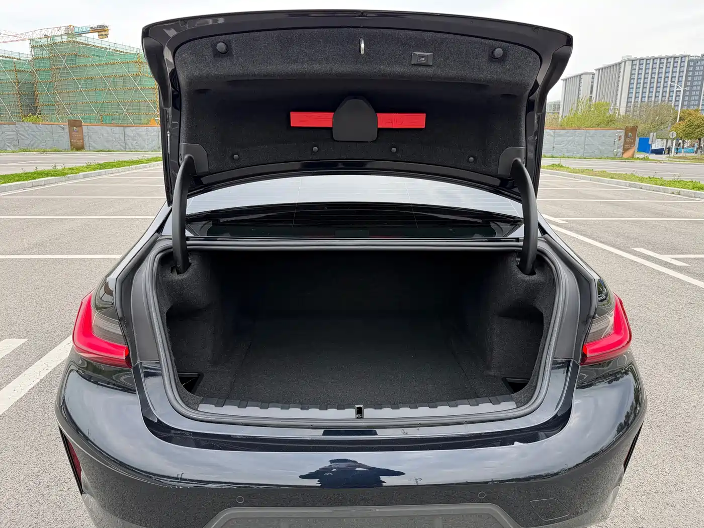 BMW 3 Series 2023 325i M Sport Package фото 21