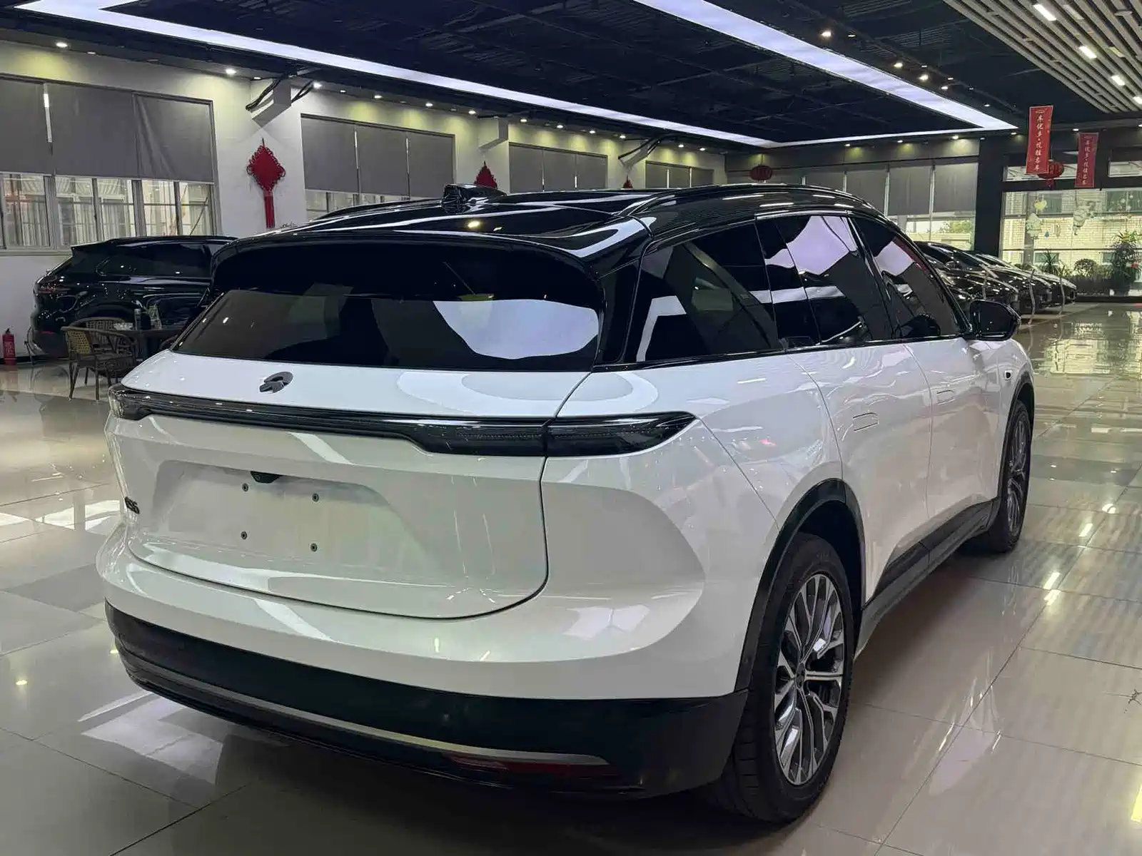Фото 12 - NIO ES6