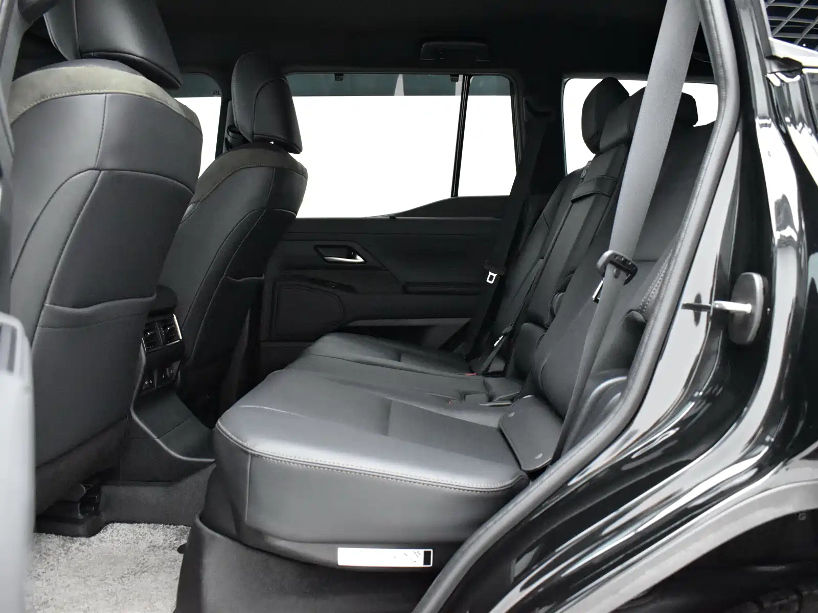 Photo 20 - Lexus GX