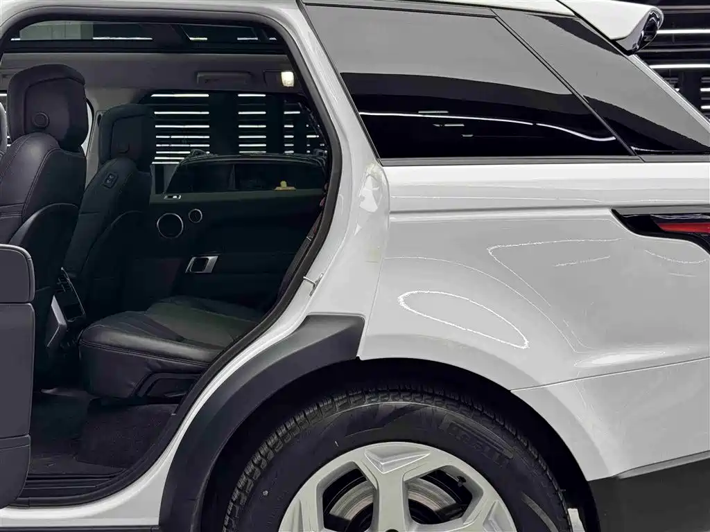 Land Rover Range Rover Sport PHEV 2021 P400e SE фото 7