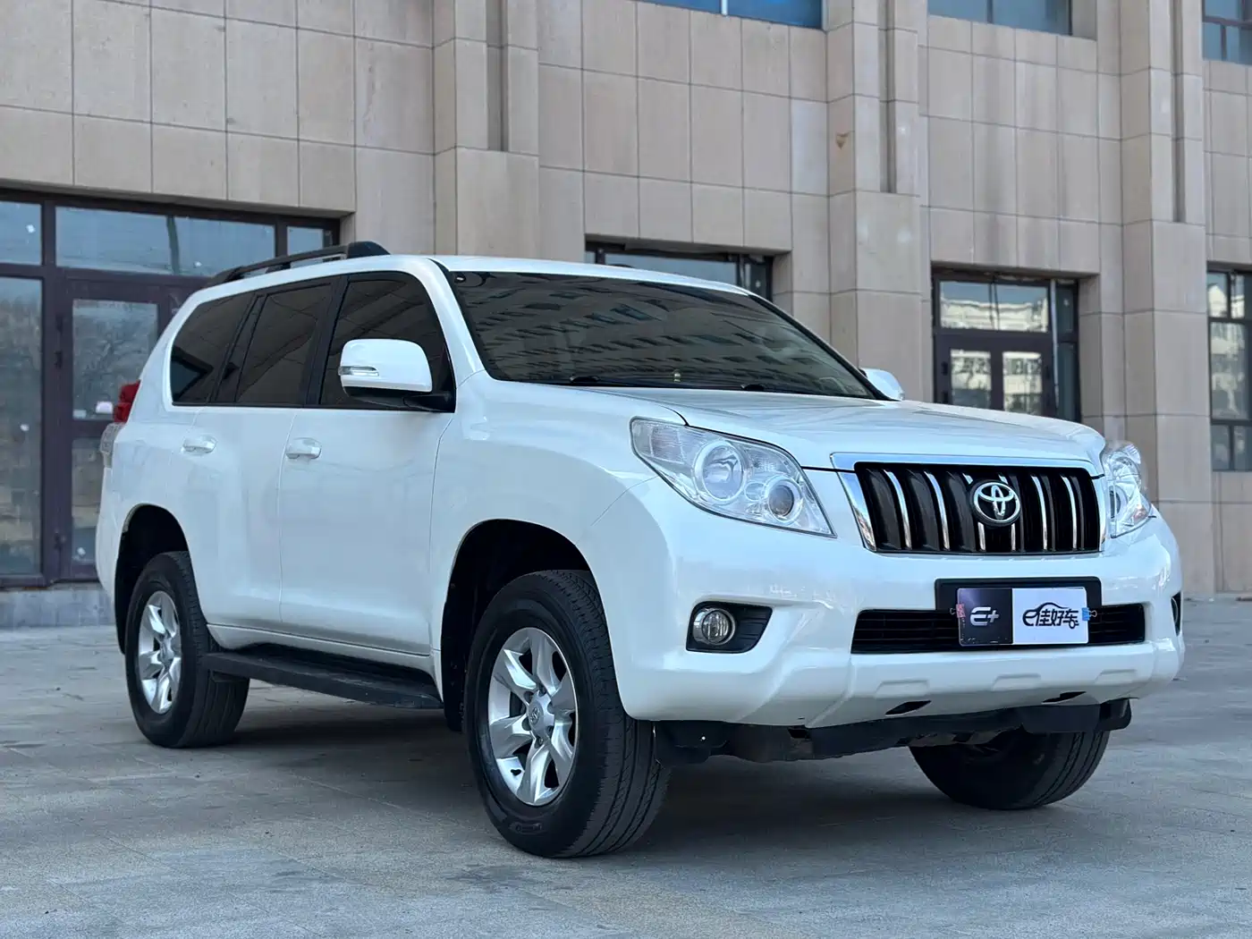Toyota Prado (Import) 2010 2.7L Manual фото 3