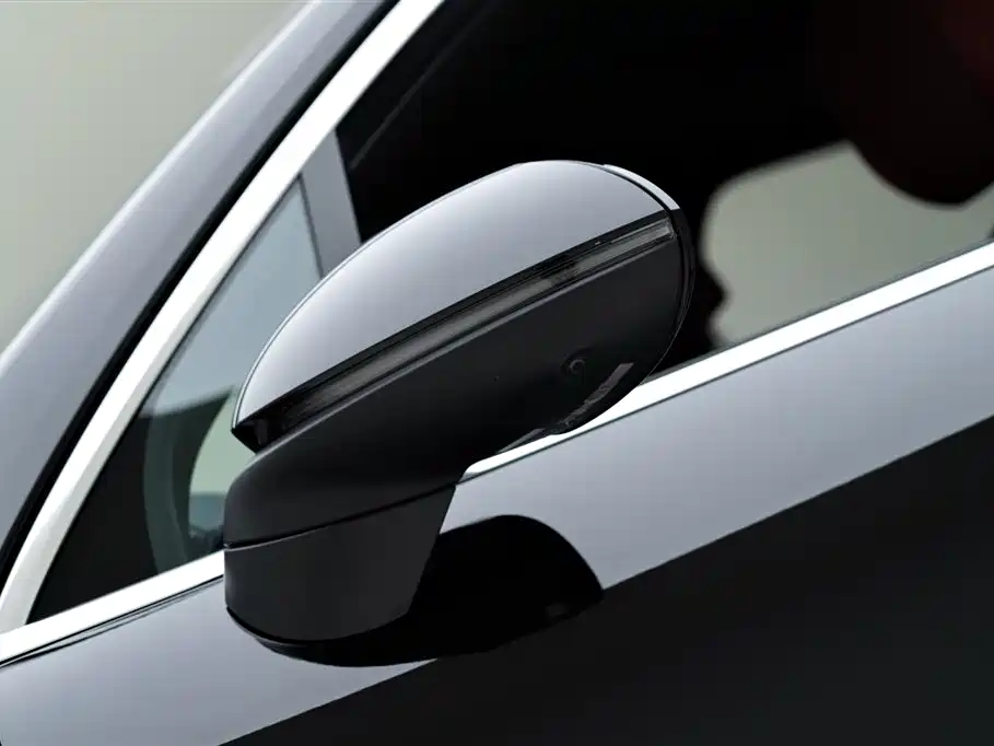 PORSCHE CAYENNE NEW ENERGY