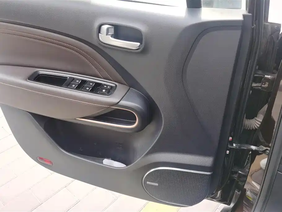 AIAN TRUMPCHI GE3