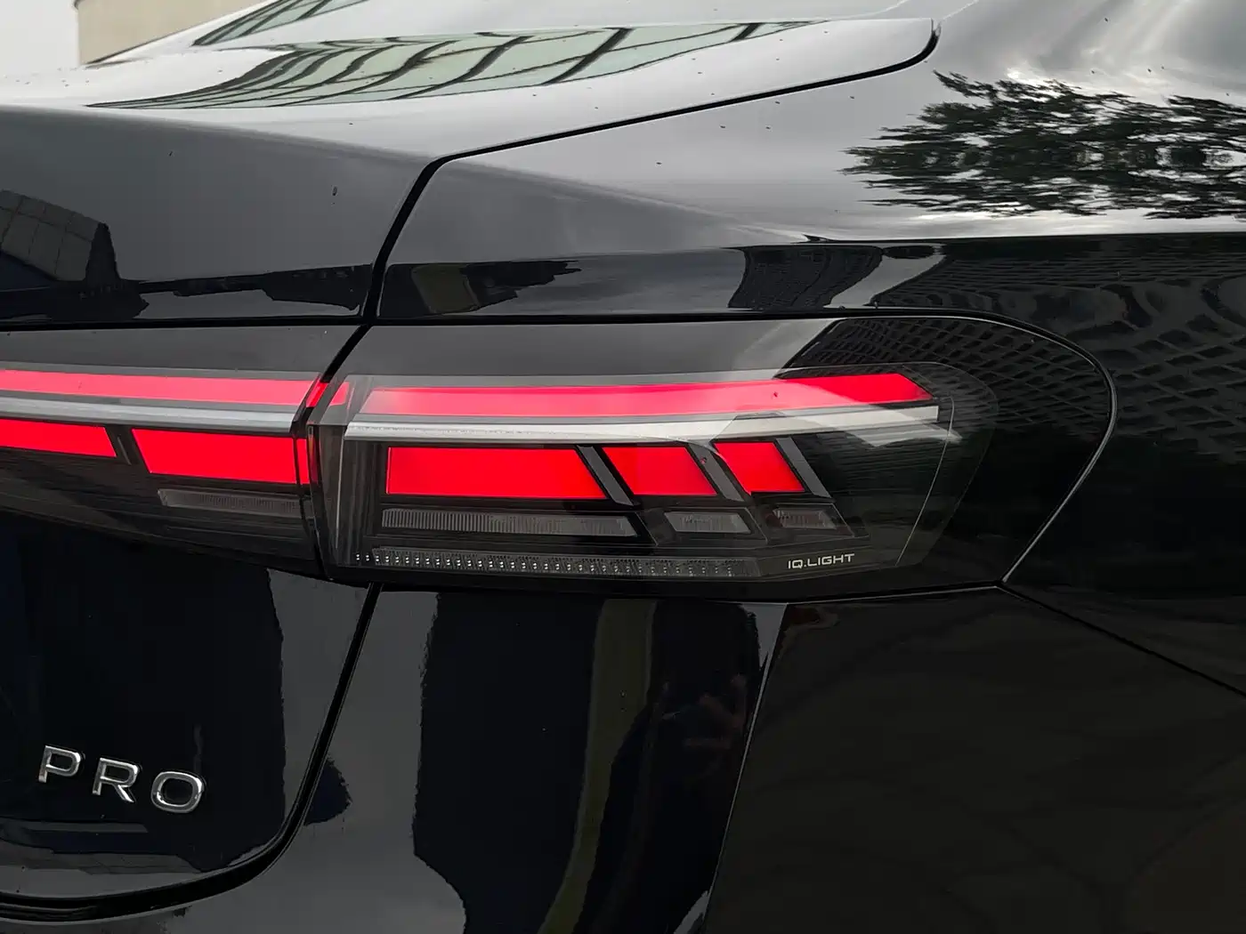 Volkswagen Passat 2025 Pro 380TSI Dragon Fortune Edition фото 53