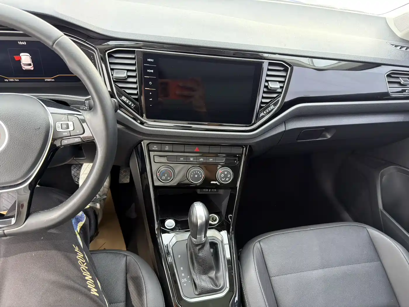 VOLKSWAGEN T ROC EXPLORING SONGS