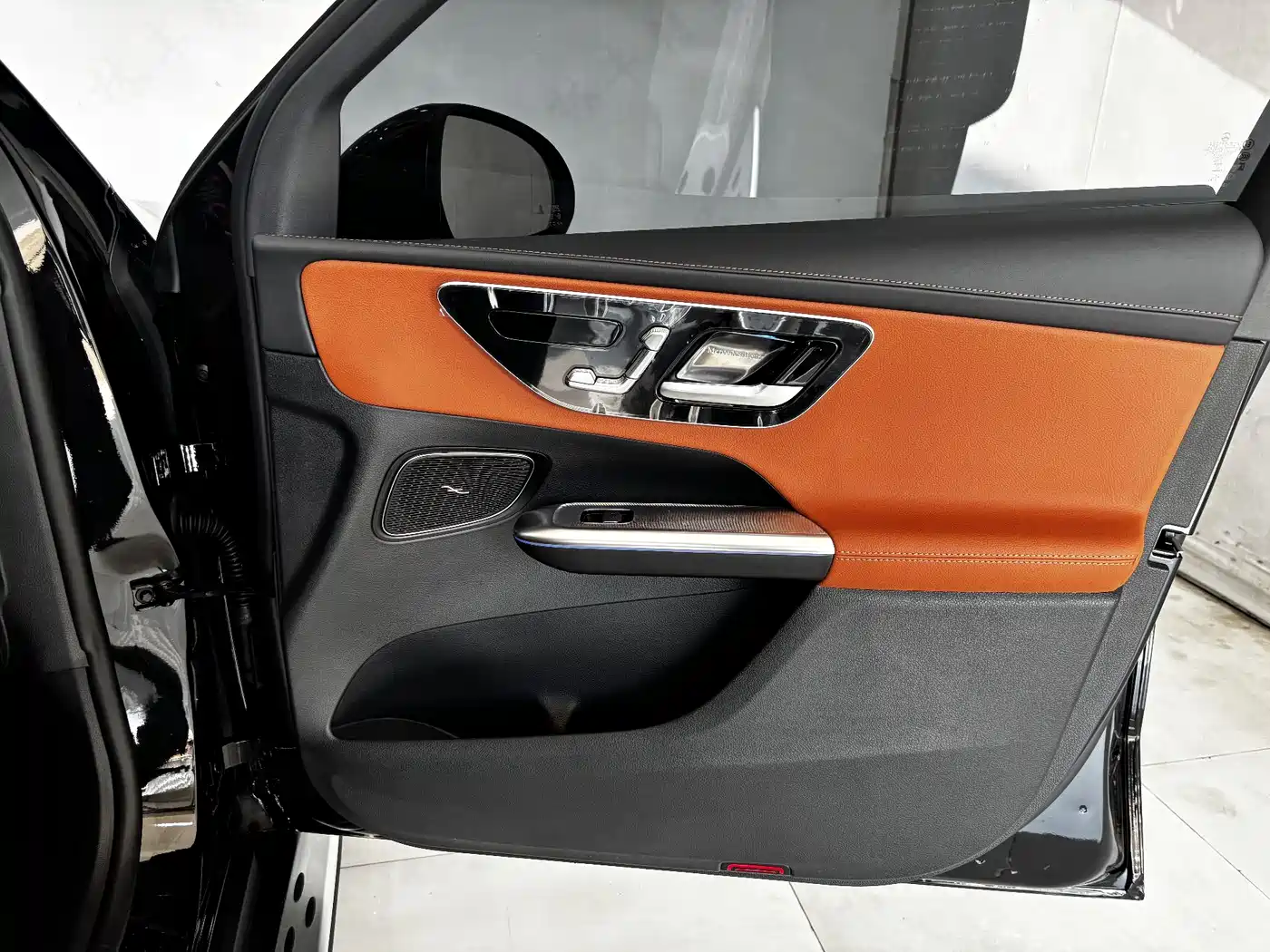 Mercedes-Benz GLC 2025 Facelift GLC 300 L 4MATIC Dynamic 5-seater фото 23