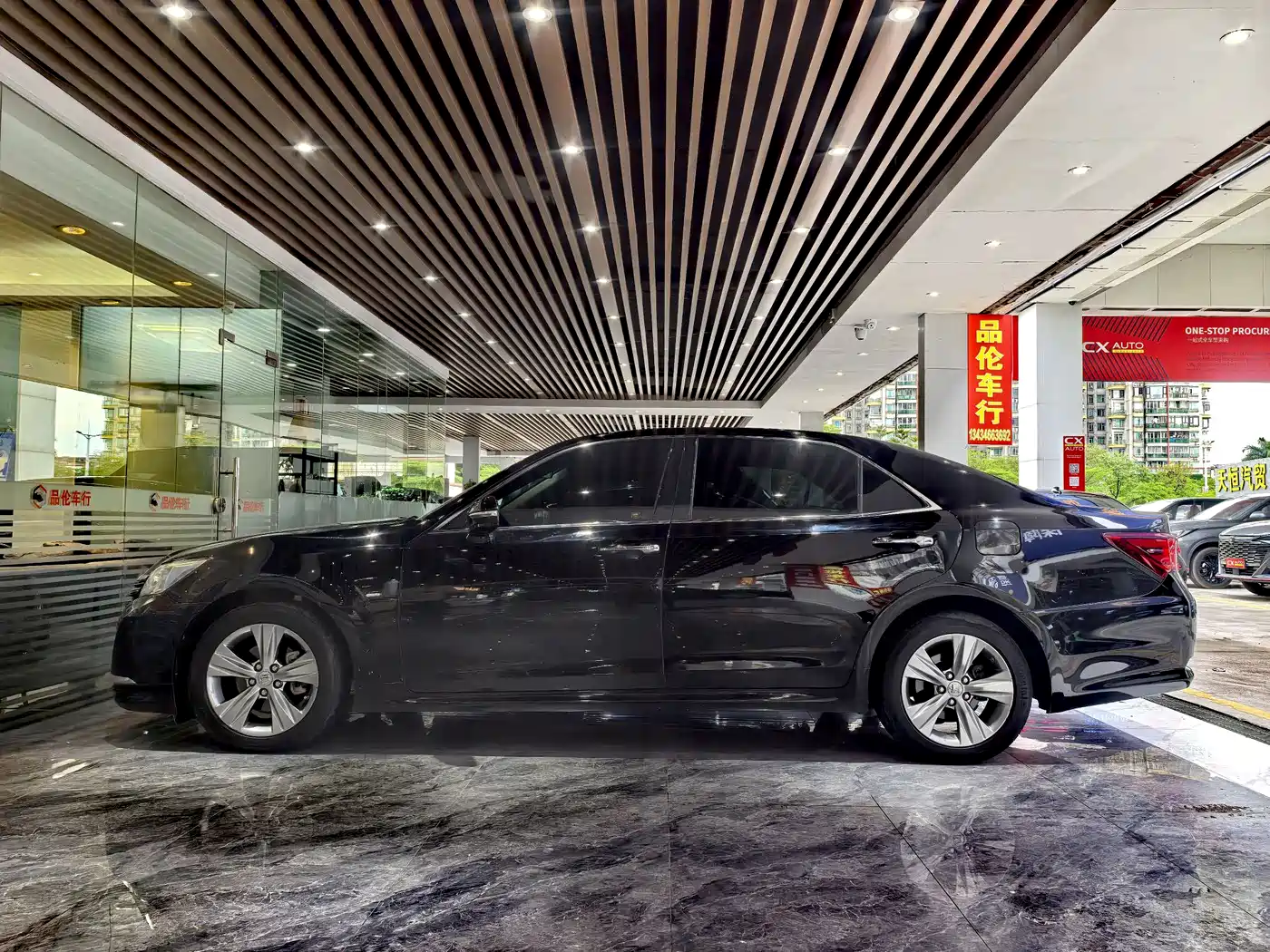 Toyota Crown 2015 2.0T Fashion фото 9