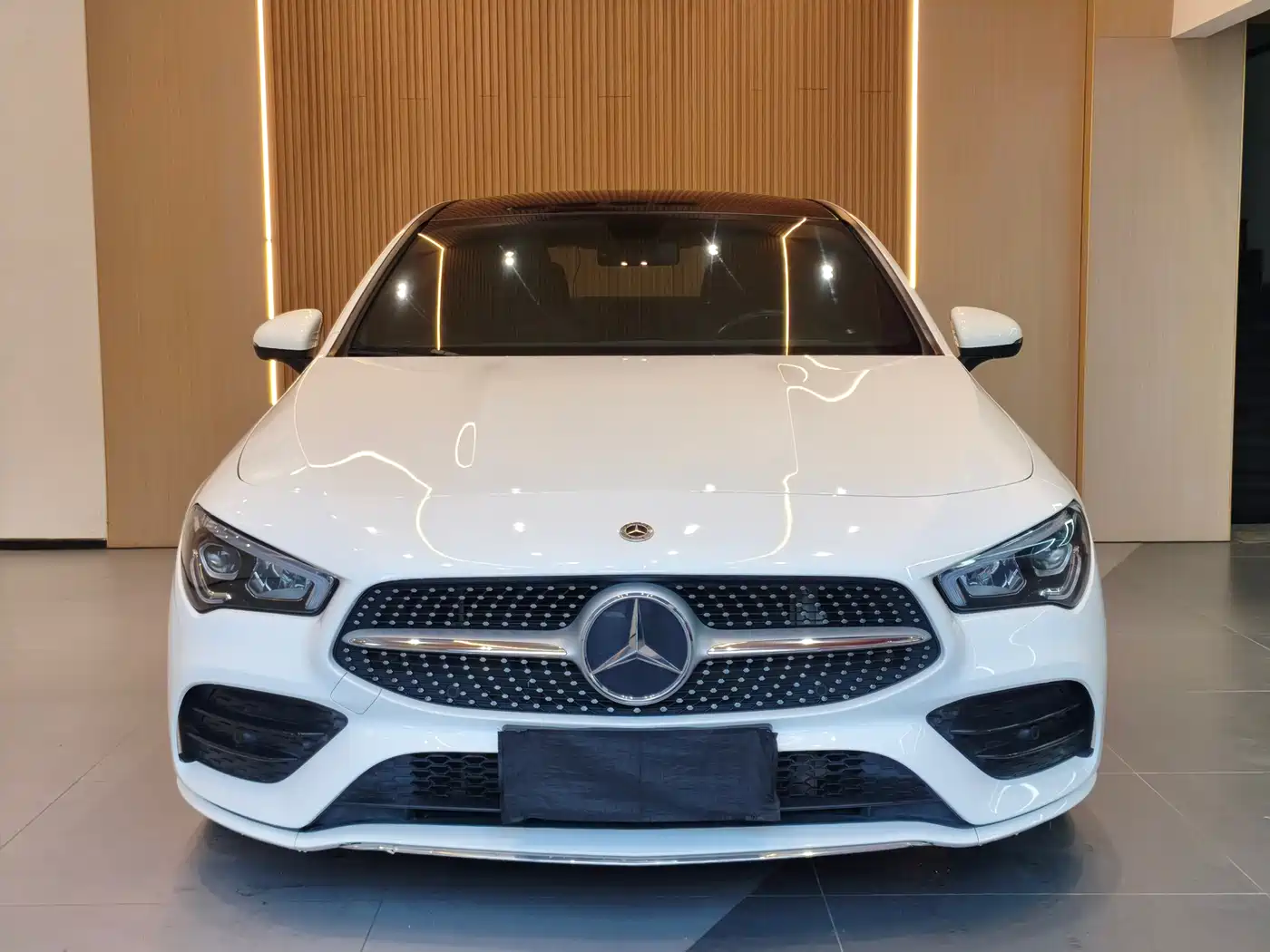 Mercedes-Benz CLA (Import) 2021 CLA 200 фото 2