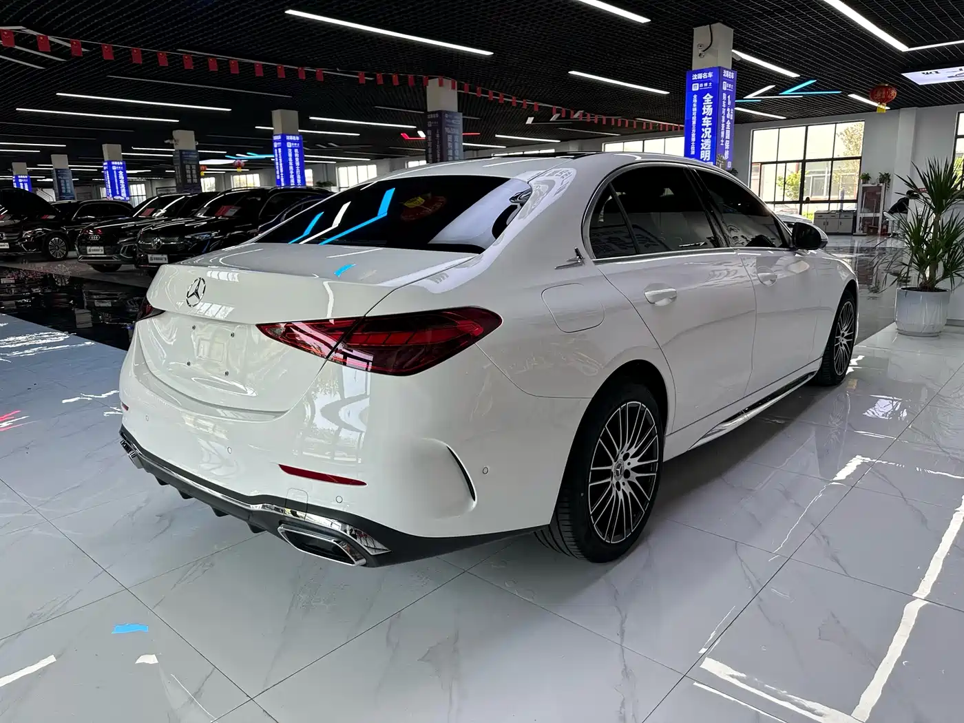 Mercedes-Benz C-Class 2025 C 260 L Sport Edition фото 9