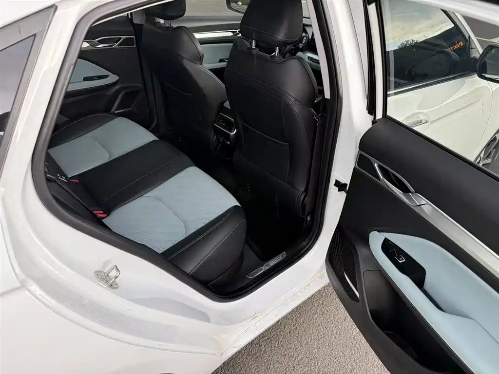 Geely Emgrand L 2021 2022 1.4T CVT Supreme