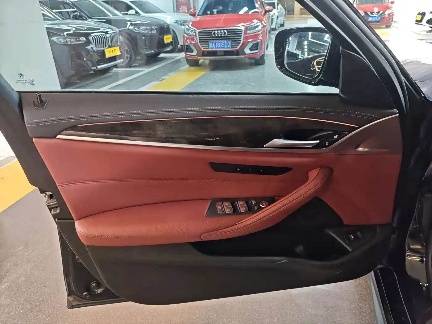 BMW 5 Series 2020 530Li Leading M Sport Package фото 9