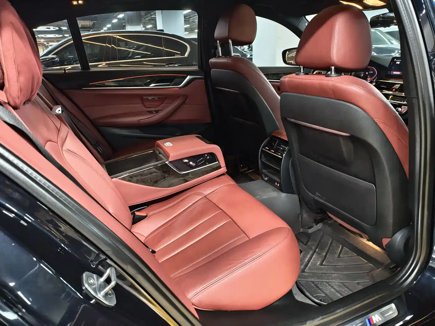 BMW 5 Series 2020 530Li Leading M Sport Package фото 13