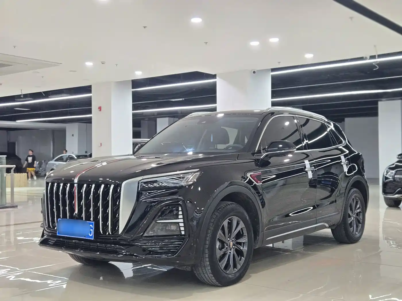 Hongqi HS5 2025 — пригон из Китая