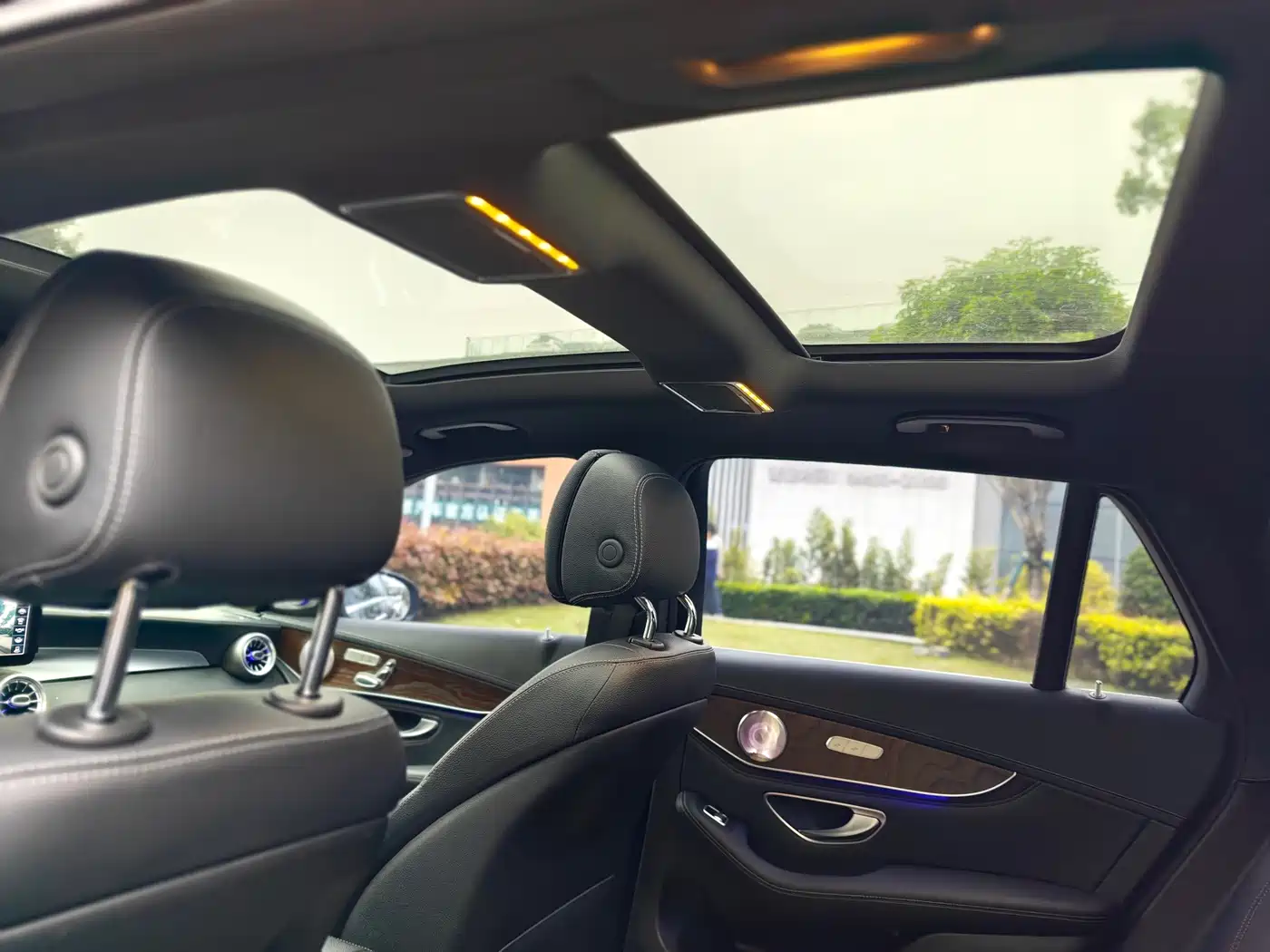 Mercedes-Benz GLC 2020 Facelift GLC 300 L 4MATIC Dynamic фото 12
