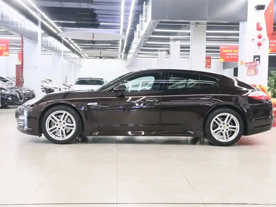 Porsche Panamera 2010 Panamera 3.6L фото 3