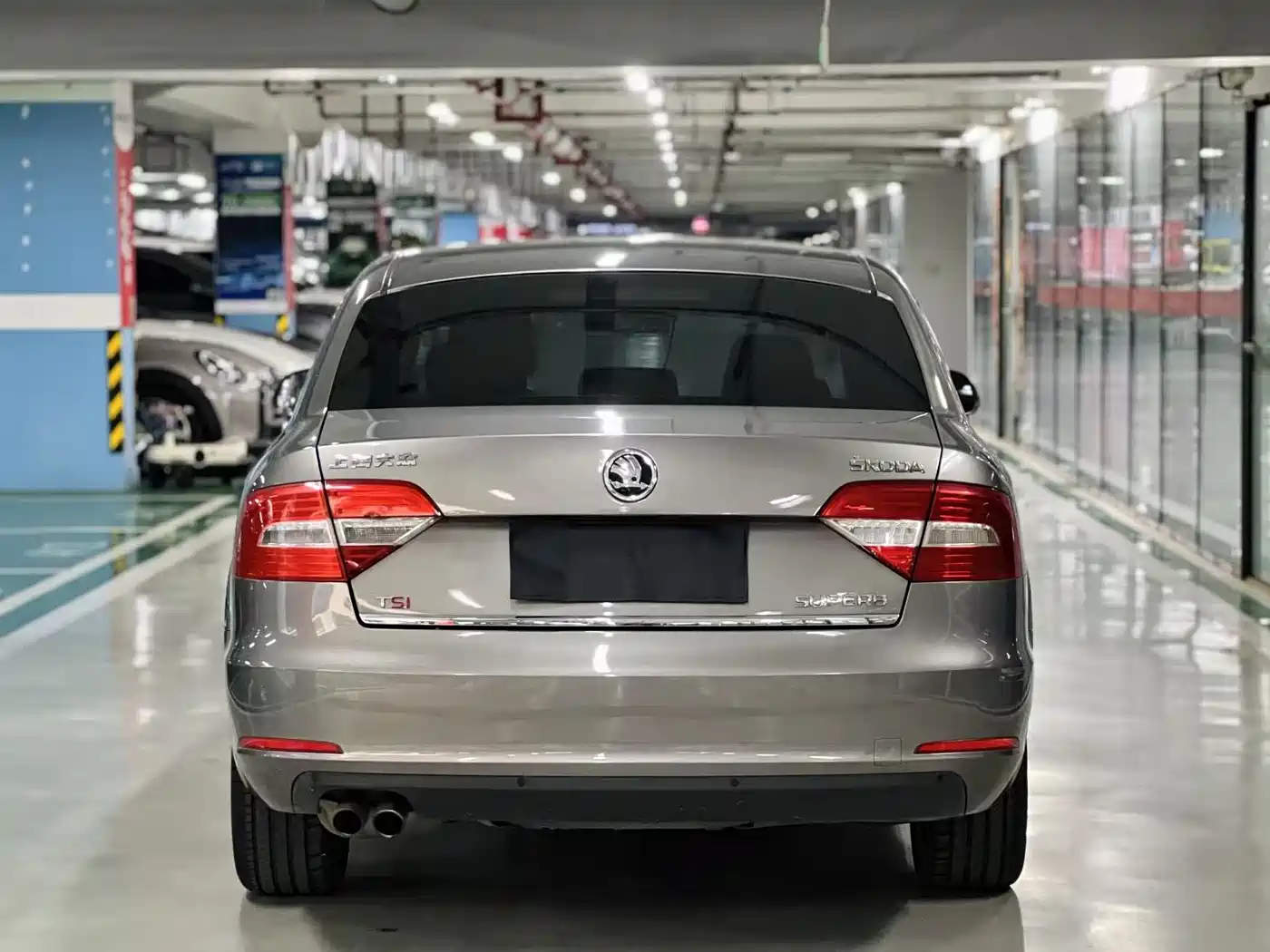 Škoda Superb 2013 1.8TSI Automatic Elegance Edition фото 5