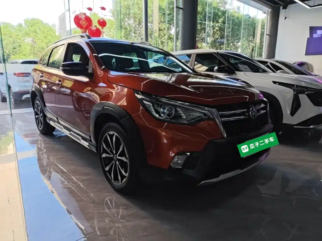 2019 Venucia T70