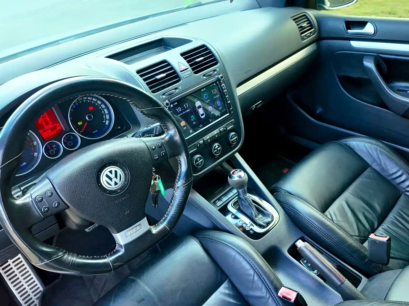 Volkswagen Golf (Import) 2006 GTI 2.0T 3-Door фото 52