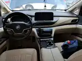 Фото 10 - Buick GL8